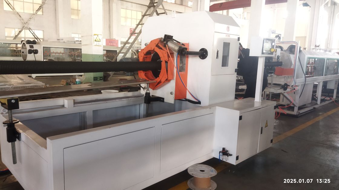 ৮-১৫ কেজি/ঘণ্টা উৎপাদন ক্ষমতার জন্য সিমেন্স মোটর এবং পিএলসি নিয়ন্ত্রণ ব্যবস্থা সহ স্বয়ংক্রিয় ডাবল ওয়াল ঢেউখেলান পাইপ এক্সট্রুশন লাইন