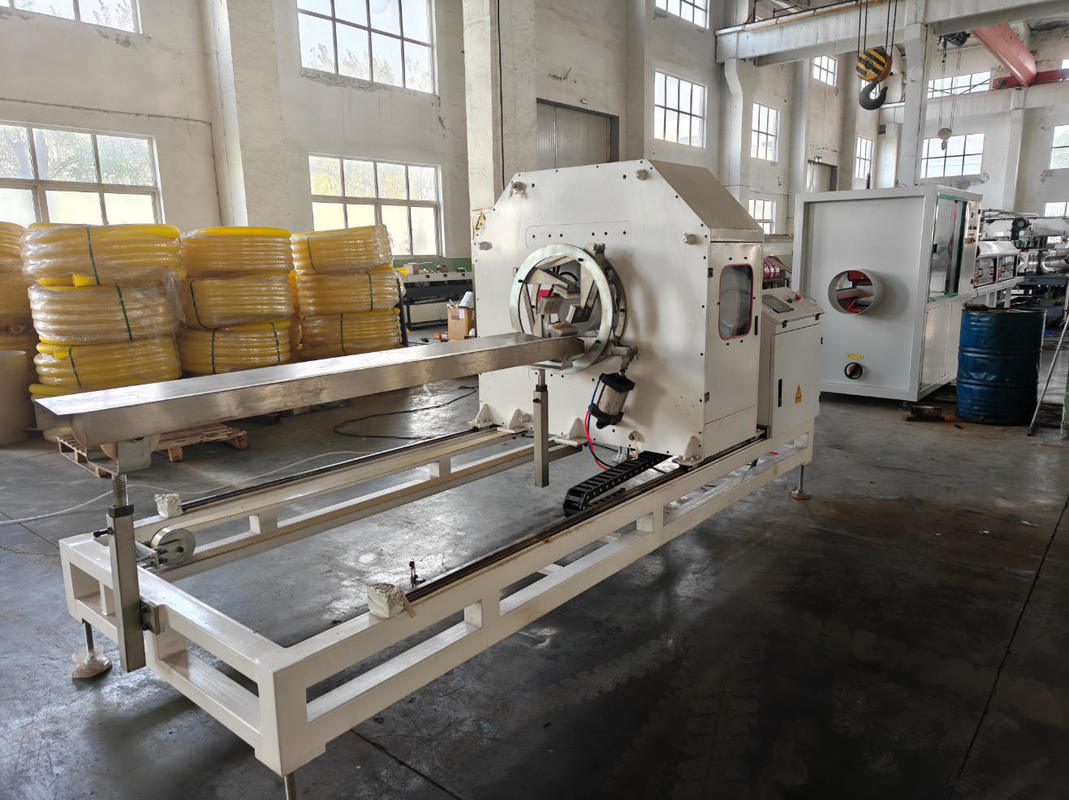 38CrMoAlA ব্যারেল উপাদান সহ একক প্রাচীরযুক্ত ঢেউখেলান পাইপ এক্সট্রুশন লাইন, সর্বোচ্চ ১৫ মিটার/মিনিট আউটপুট গতি এবং ৭৫-২৫০মিমি স্পেসিফিকেশন