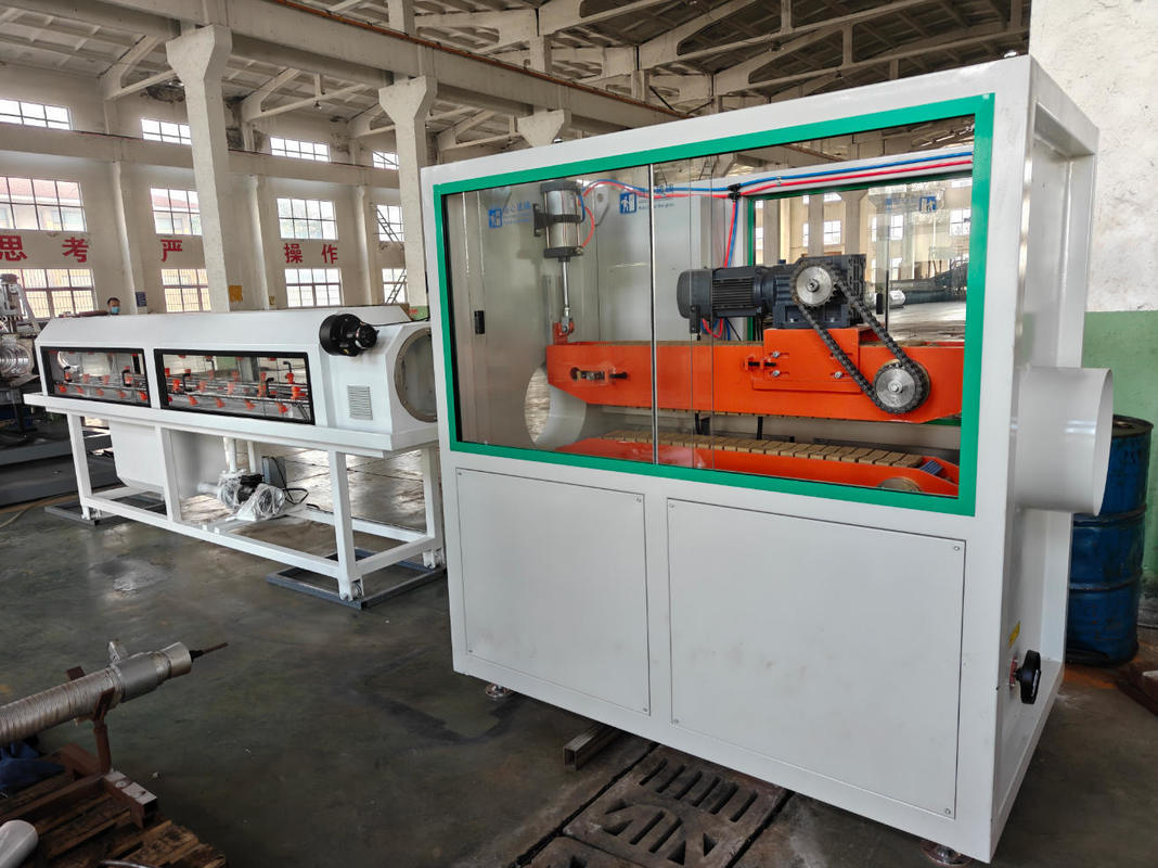 ডাবল ওয়াল ঢেউতোলা পাইপ এক্সট্রুশন লাইন, যার উপাদান 38CrMoAlA, ভোল্টেজ 220-440V এবং স্পেসিফিকেশন 75-250mm