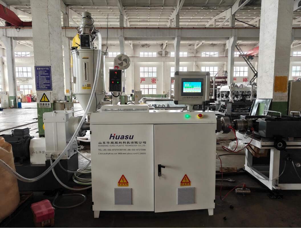 উচ্চ-গতির উৎপাদনের জন্য জল শীতলীকরণ এবং সিমেন্স মোটর সহ সম্পূর্ণ স্বয়ংক্রিয় একক প্রাচীরযুক্ত ঢেউখেলান পাইপ এক্সট্রুশন লাইন