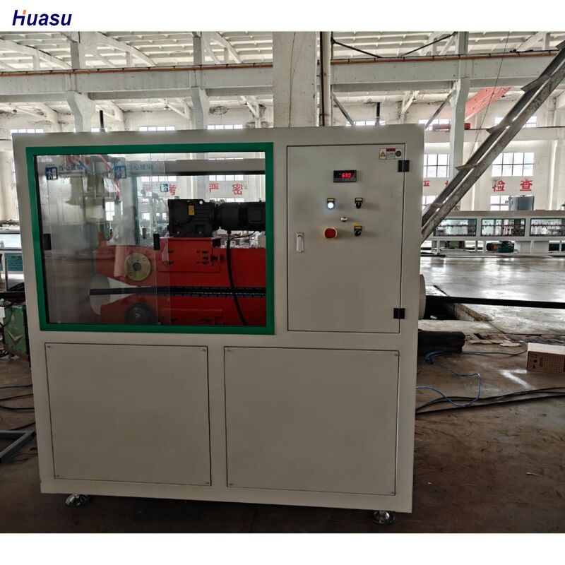 স্থিতিশীল উচ্চ গতির উৎপাদনের জন্য জল শীতলকরণ এবং সিমেন্স মোটর সহ একক প্রাচীরযুক্ত ঢেউখেলান পাইপ এক্সট্রুশন লাইন