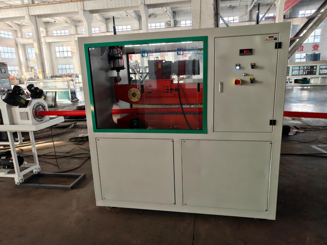 সিমেন্স ব্র্যান্ডের বৈদ্যুতিক যন্ত্রাংশ এবং অ্যালুমিনিয়াম খাদ ছাঁচ সহ স্বয়ংক্রিয় ডাবল প্রাচীরের গলিত পাইপ এক্সট্রুশন লাইন