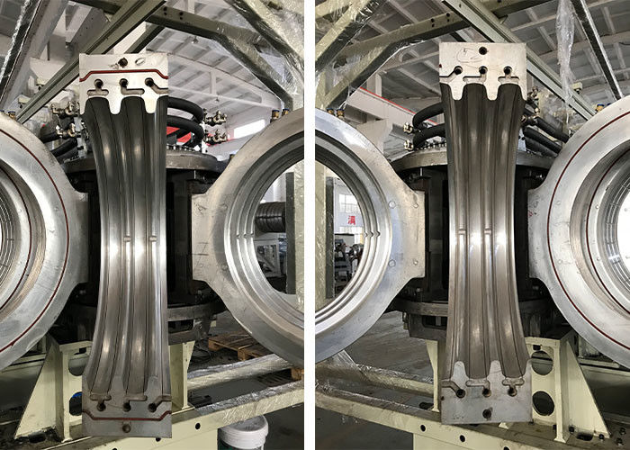 300 মিমি এইচডিপিই পাইপ এক্সট্রুশন লাইন 3 মি / মিনিট ক্যালবে জ্যাকেট পাইপ উত্পাদনের লাইন