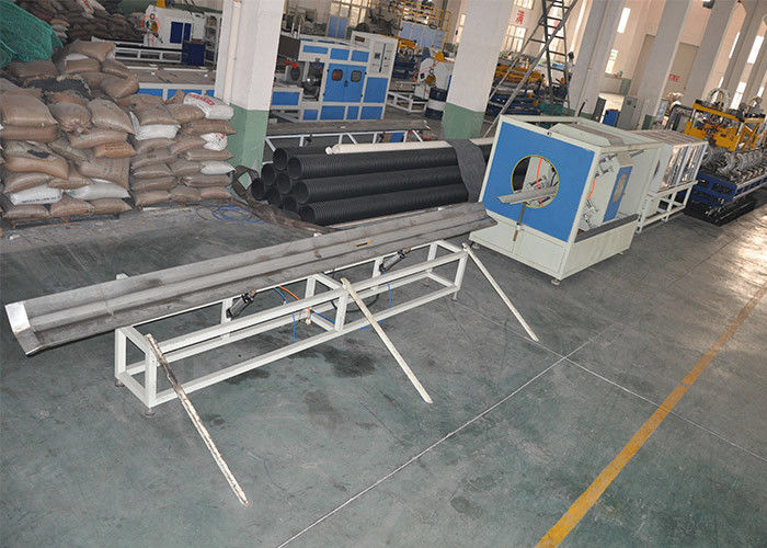 তারের কাভারিং rugেউখেলান পিই পাইপ উত্পাদন লাইন 250 মিমি 90 কেডব্লিউ